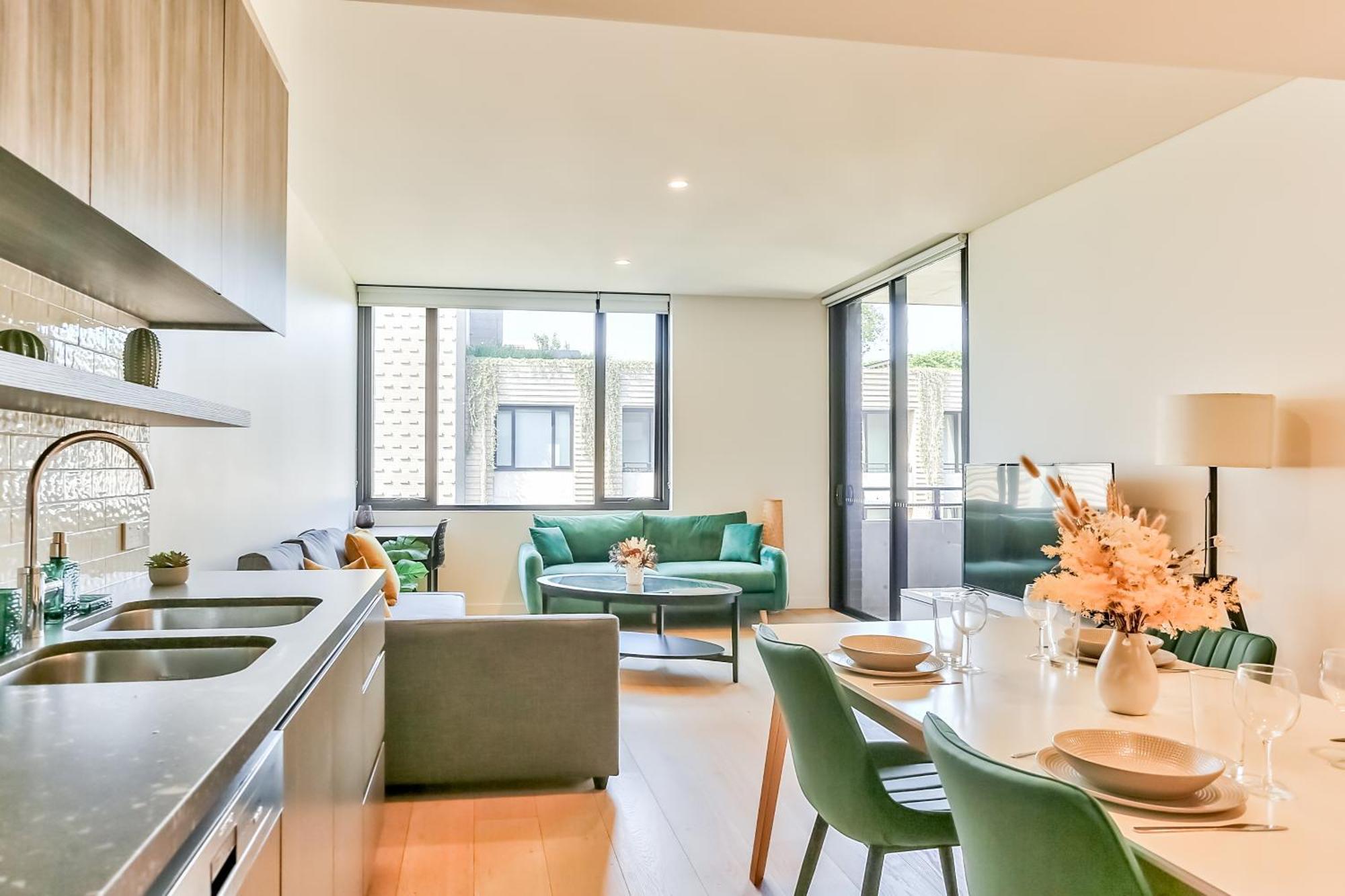 Modern 2 Bedroom Darling Harbour